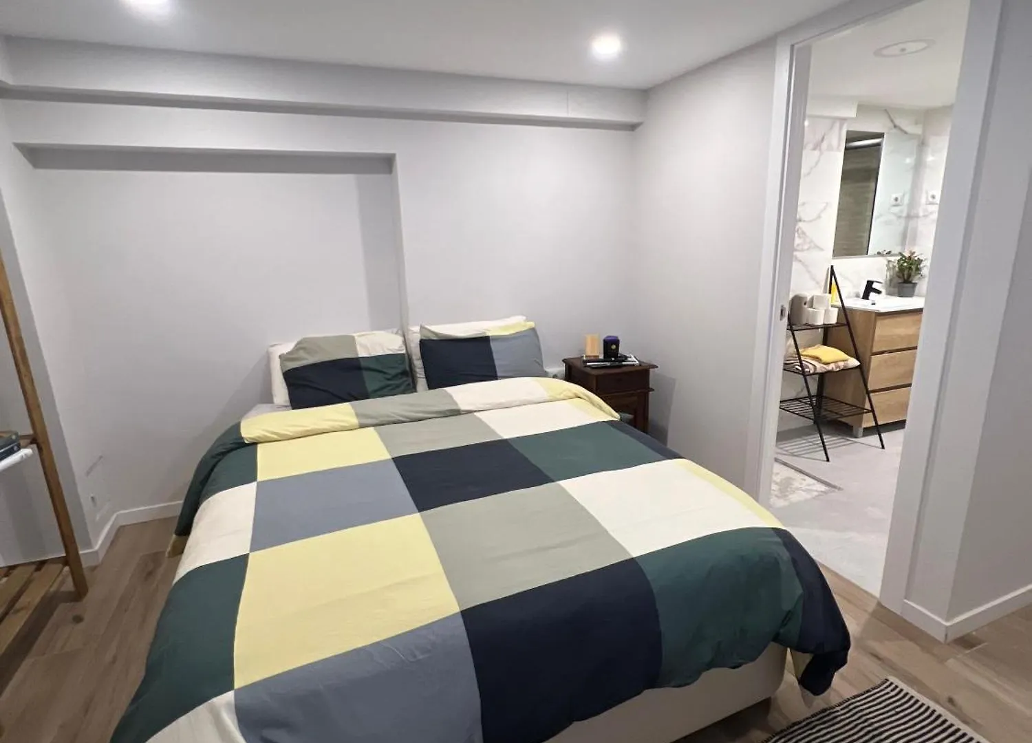 Blue Room 25 Bilbao Homestay